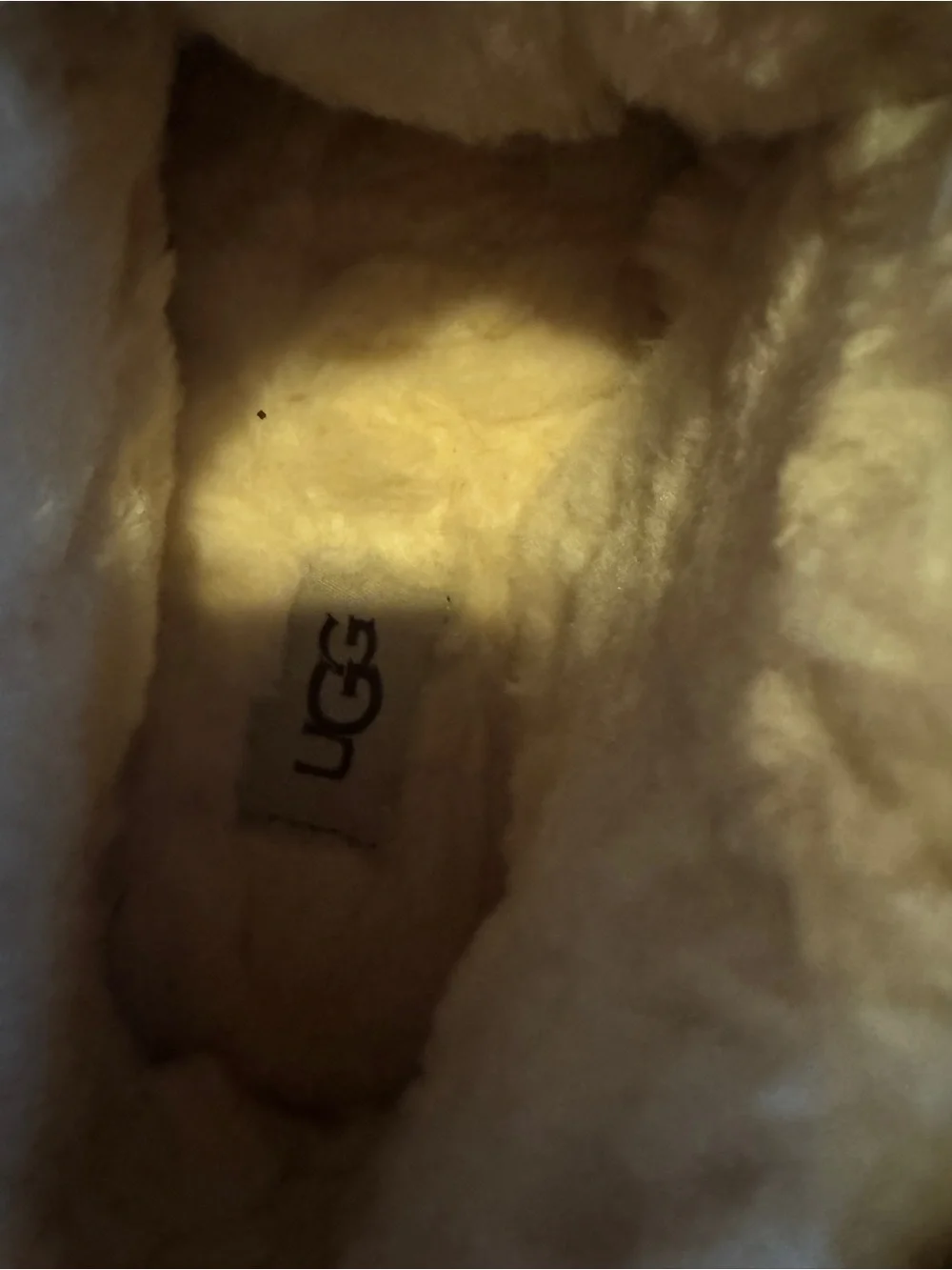 Ugg Neumel boot size 8 NWT